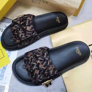 Fendi Black and Brown Sandals